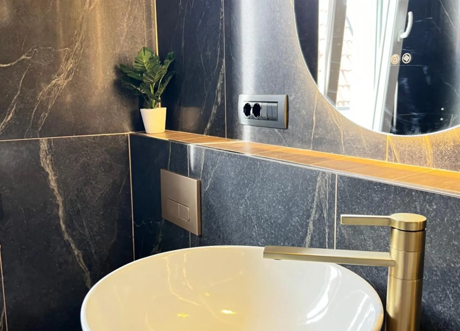 Milan Boutique Villa Paderno Dugnano 0*,  Italy